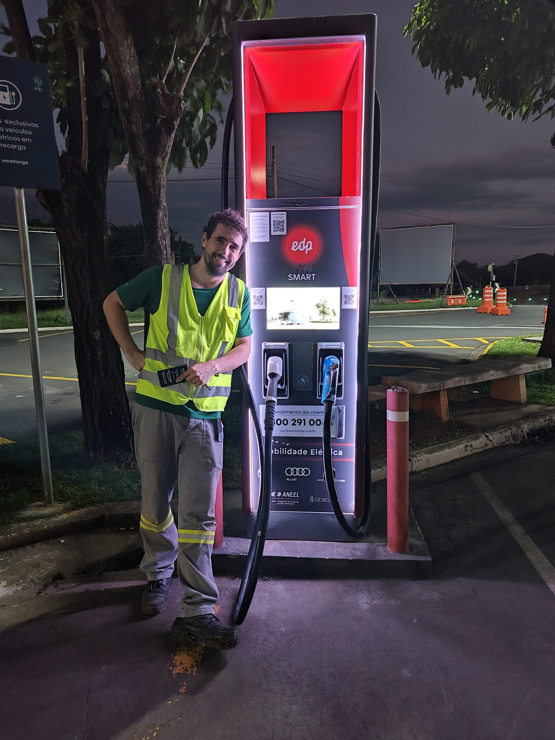 05 CV funcionando Graal Topazio Wecharge 250227 - Instalação troca (4)